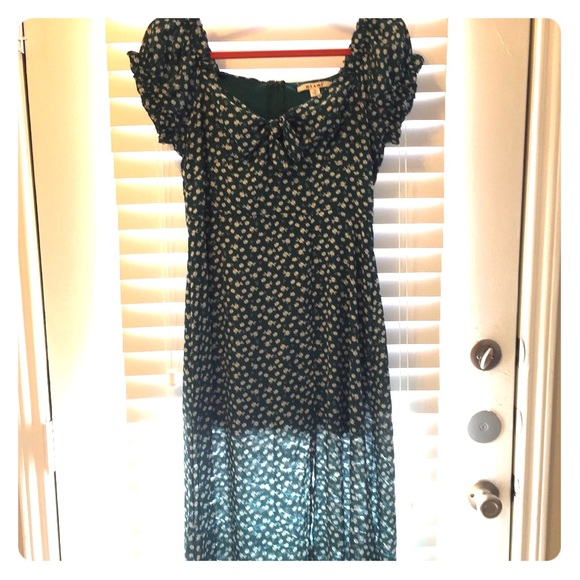 Flowy dark Green dress with white flowers. - Picture 1 of 8